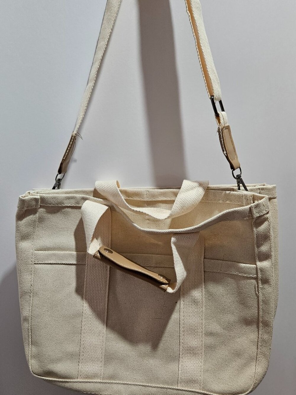 Canvas tote bag